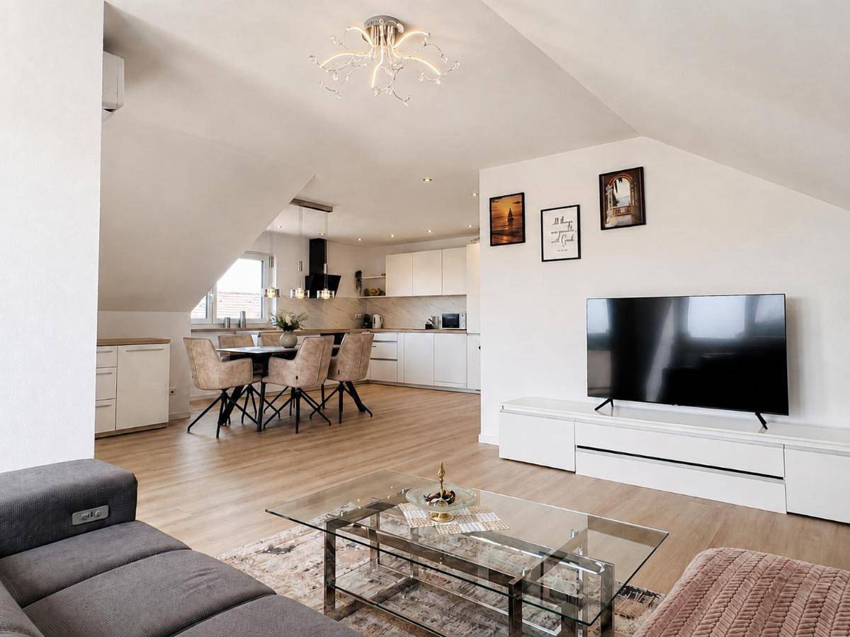 Appartement entier, Moderne Design-Apartments in ruhiger Feldrandlage in Böblingen in Böblingen, Forêt Noire du Nord