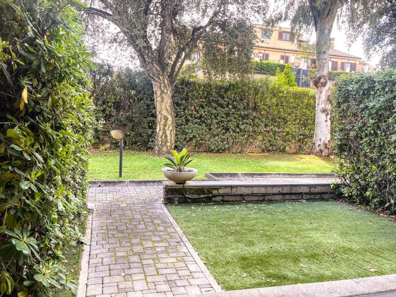 Geheel appartement, Chique Romeinse woning Tivoli Baths in Settecamini, Rome