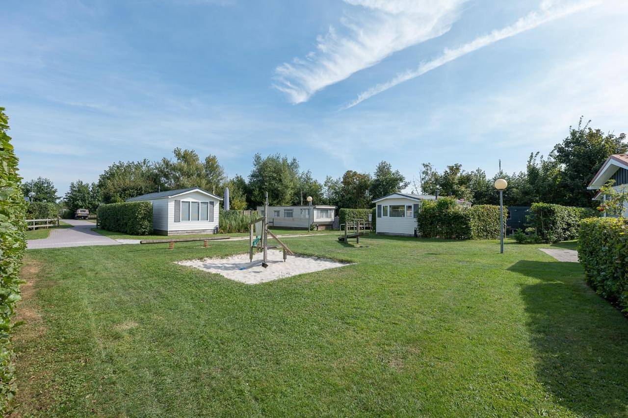 Two-Bedroom Chalet in Nederlandse waddeneilanden