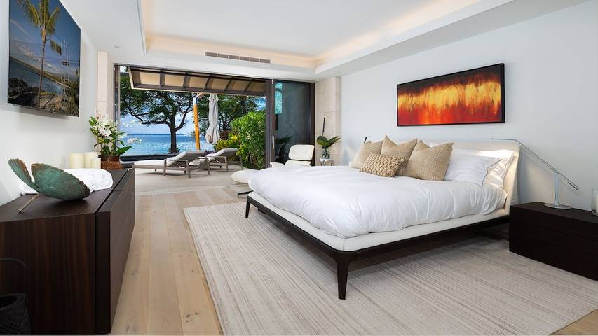 Vacation rental for 7 people, with yard and hot tub as well as pool in Kohala Coast