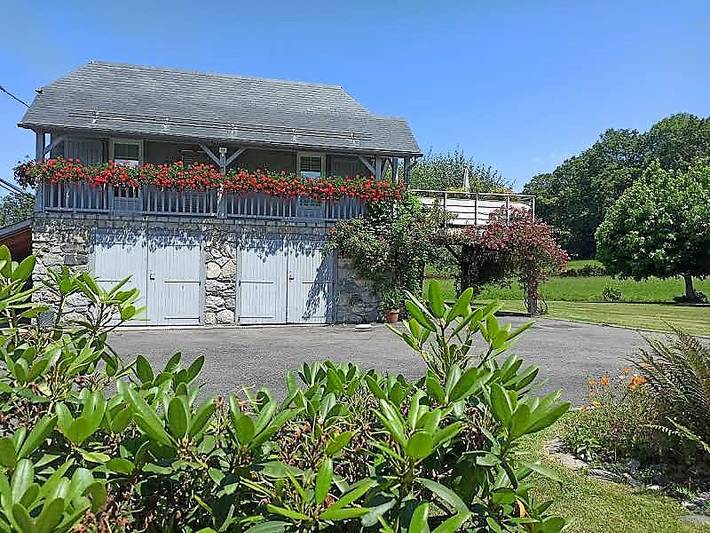Gîte pour 2 personnes, avec jardin à Bun