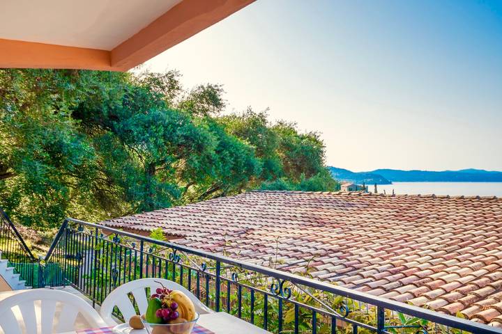 Villa für 4 Personen, mit Balkon und Pool auf Korfu - 3