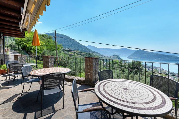 Ferienwohnung für 3 Personen, mit Seeblick und Garten am Iseosee - 4