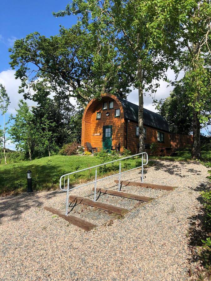Oakwell holiday village in Drongawn Lough