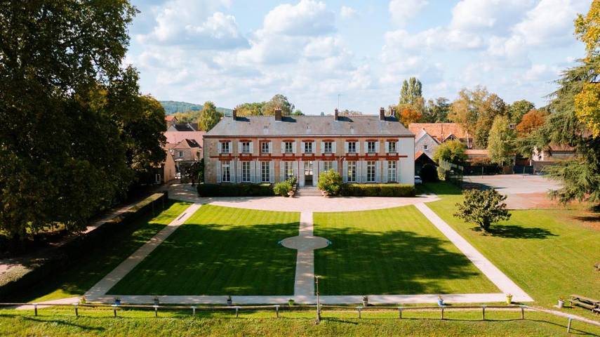 Maison de campagne pour 2 personnes, avec terrasse ainsi que jardin et vue, animaux acceptés à Boissy-sous-Saint-Yon