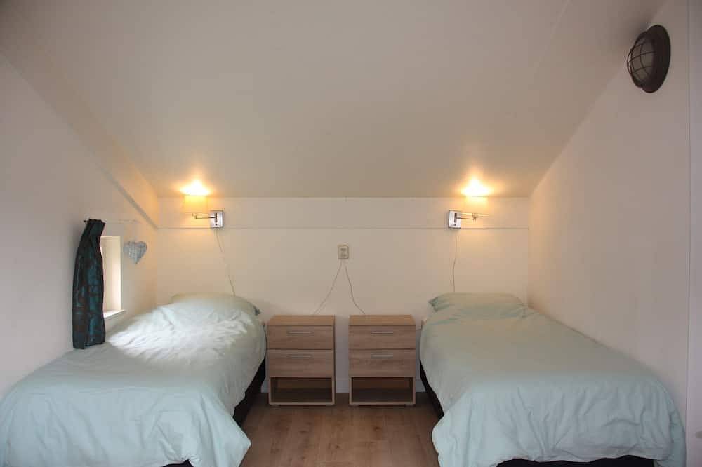 Gerenoveerd gezinsvakantiehuis voor 4 personen met sauna, nabij het strand. in Kijkduin, Den Haag