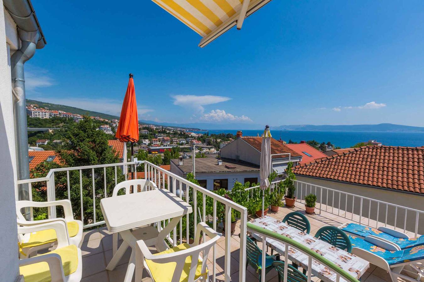 Ganze Ferienwohnung, Ferienwohnung mit Klimaanlage und Sonnenterrasse in Crikvenica, Primorje-Gorski Kotar