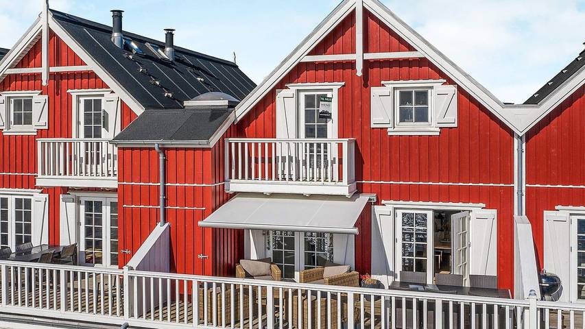 Ferielejlighed for 7 personer, med terrasse og sauna samt jacuzzi i Bagenkop