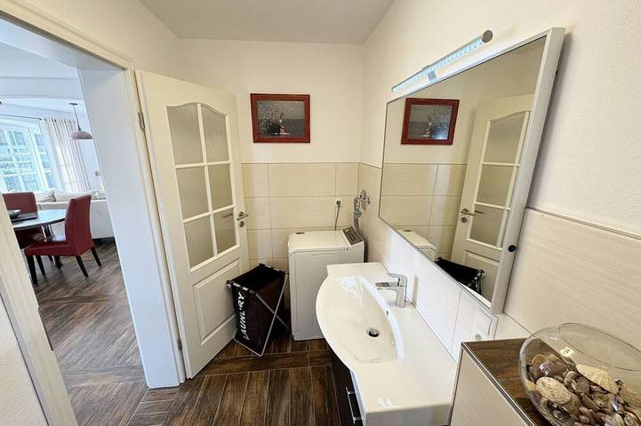 Ferienhaus für 2 Personen, mit Terrasse in Groß Zicker - 4