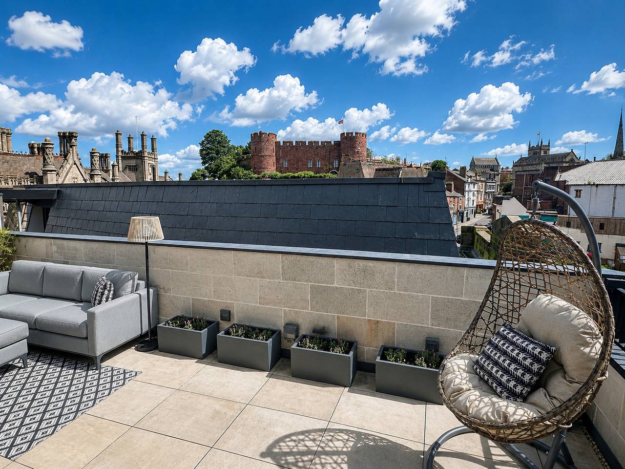 Entire apartment, Luxury two story Penthouse with roof top terrace in Shrewsbury, Shropshire