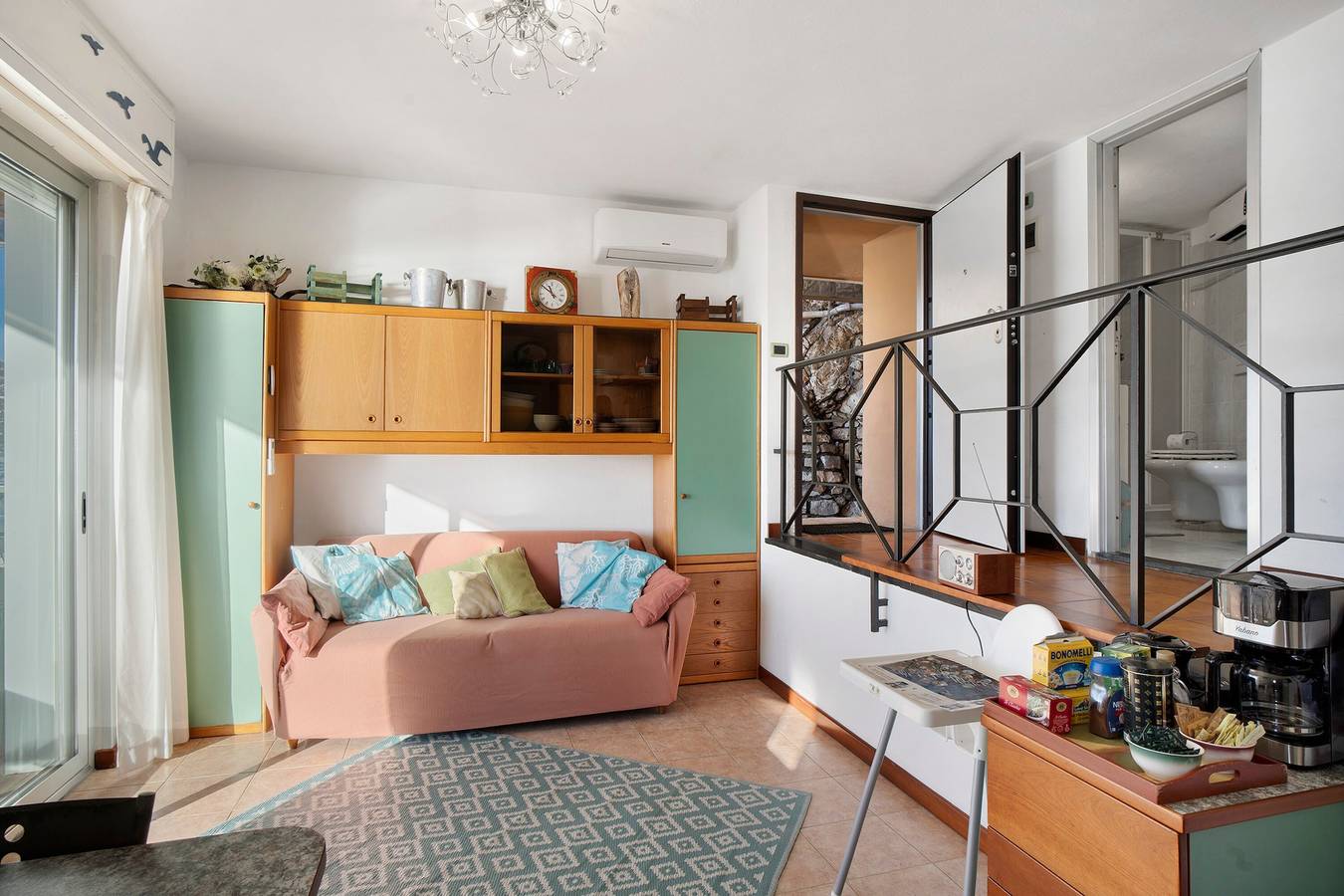 Apartamento entero, Apartamento 'Cadorna Fronte Mare' con vistas al mar, Wi-Fi y aire acondicionado in Alassio, Riviera di Ponente