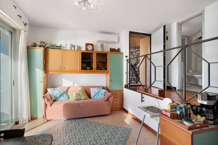 Apartamento entero, Apartamento 'Cadorna Fronte Mare' con vistas al mar, Wi-Fi y aire acondicionado in Alassio, Riviera di Ponente