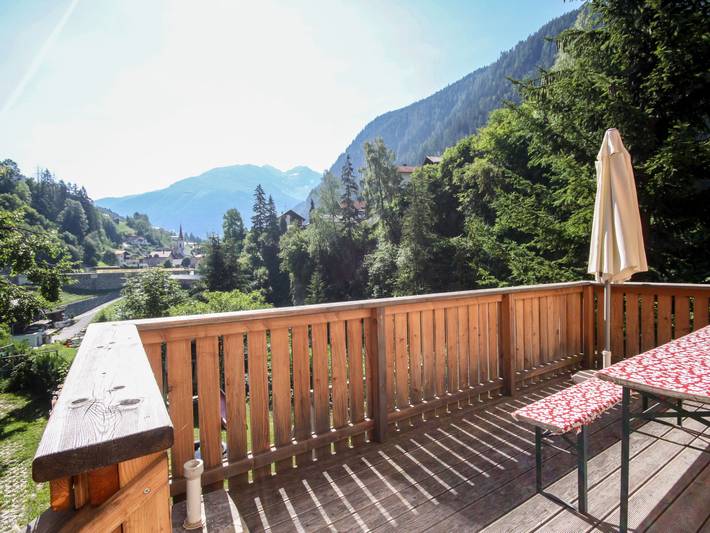 Chalet für 8 Personen, mit Balkon und Terrasse am Arlberg