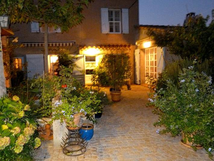 Chambre d’hôte pour 2 personnes, avec jardin et piscine dans le Var - 4