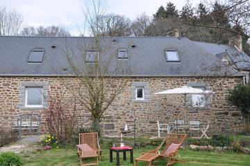 Gîte pour 6 personnes, avec terrasse et jardin à Hudimesnil