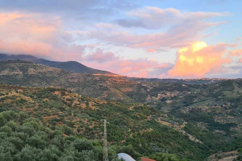 Ganze Wohnung, Ebikes, Fast Wi-Fi, Panorama, Ac, and sea nearby in Montecorice, Cilento Coast