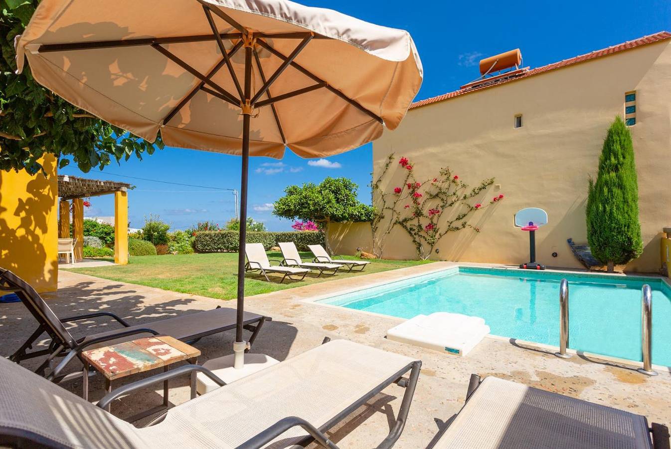 Villa für 7 Personen mit Garten in Panormos (Rethymno), Rethymno und Umgebung