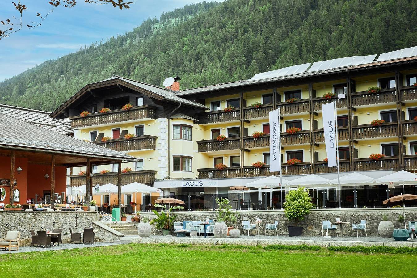 Éénpersoonskamer, douche, Wc, balkon in Gailtaler Alpen, Weissensee
