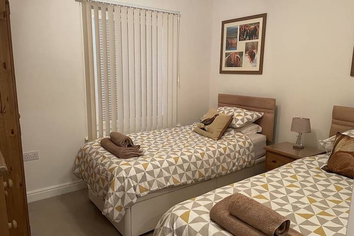 Ganze Wohnung, Hunters Lodge, 5 Corries Stunning Loch side property in Loch Lochy, Highlands