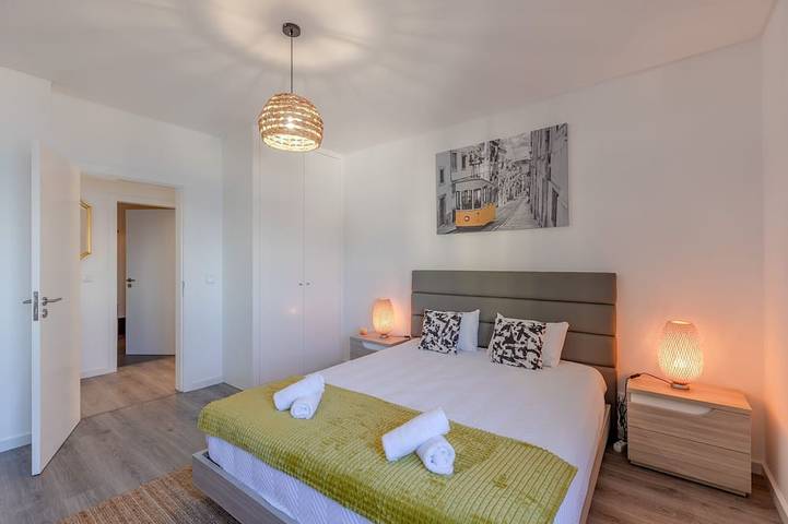 Appartement entier, Rêves de la mer / Rêves océaniques Sesimbra. Vue sur la mer. in Praia da Califórnia, Sesimbra