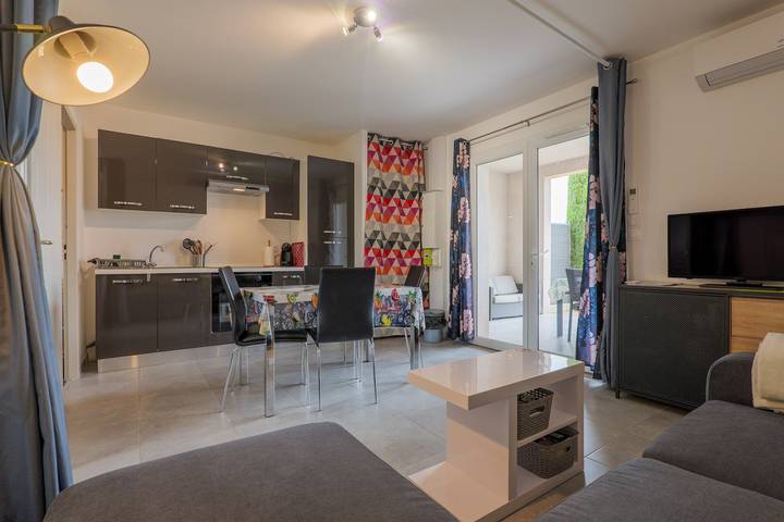 Ferienhaus für 4 Personen, mit Garten in der Ardèche - 2