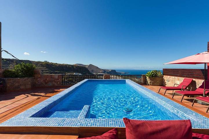 Gîte pour 7 personnes, avec Balcon et Jardin à Moya