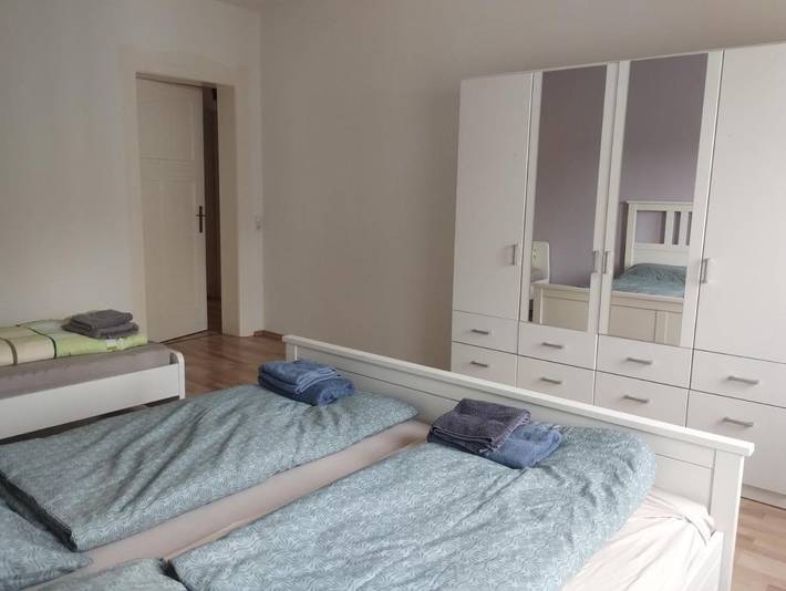 Gîte pour 5 personnes, avec Jardin et Vue à Hohenstein-Ernstthal - 2