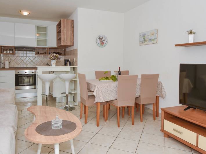 Gîte pour 4 personnes, avec jardin et terrasse, animaux acceptés à Ville de Zadar - 2
