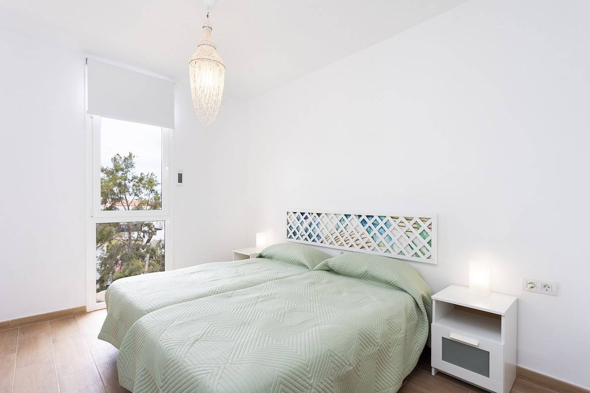 Entire apartment, Home2Book Sunlit Apt, Pool & Terrace, Las Américas in Playa de las Américas, South Tenerife