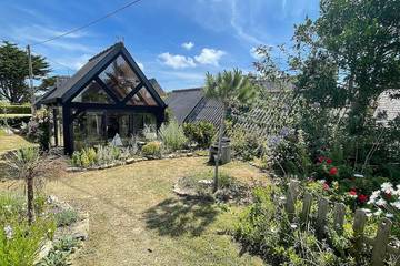 Gîte pour 4 personnes, avec jardin et terrasse dans Plage de la Palue