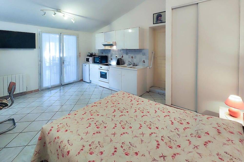 Preciosa casa en Nébian con Wifi in Nébian, Región de Lodève