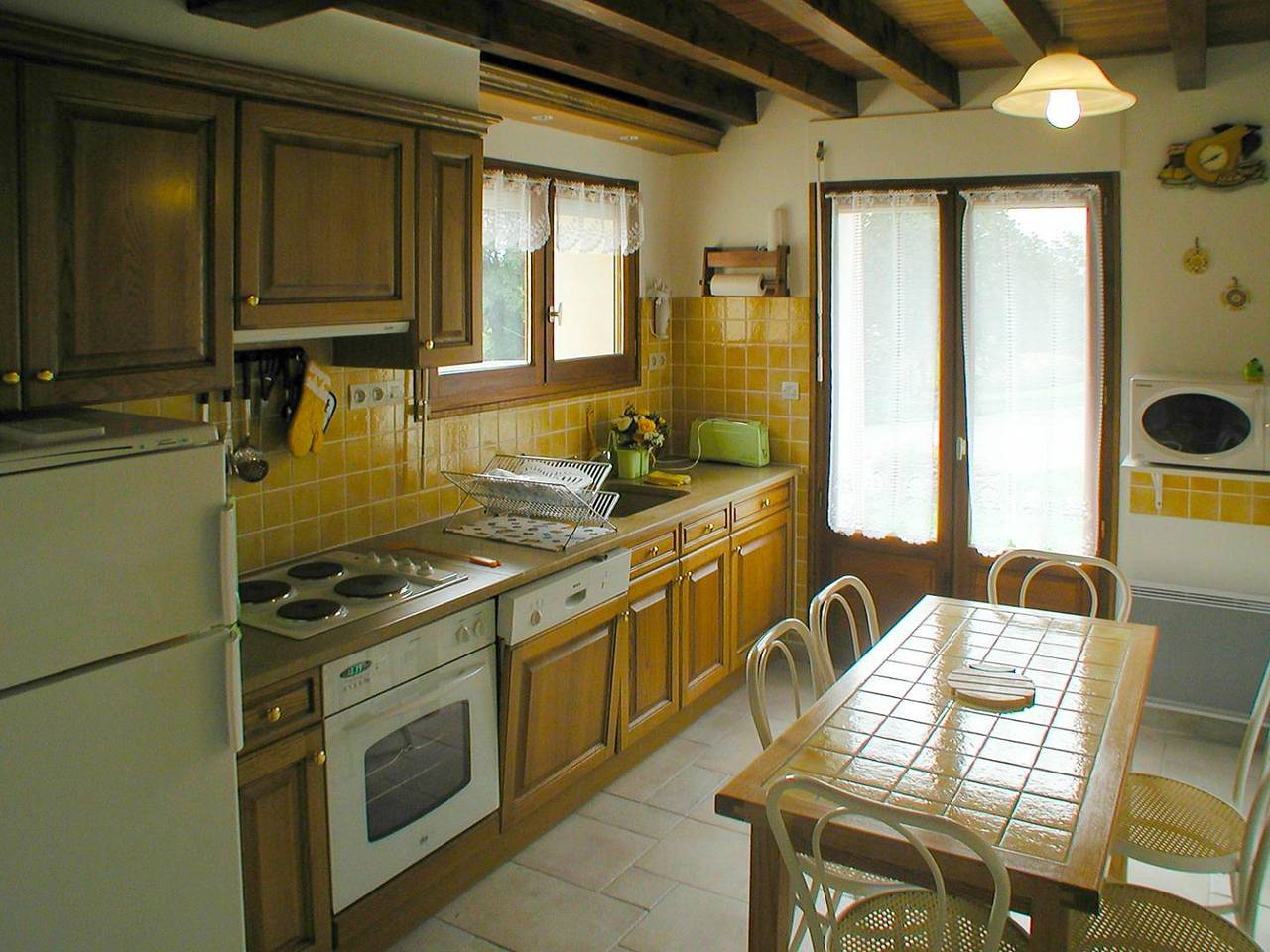 Gîte für 8 Personen mit Terrasse in Saint-Victor-de-Morestel, La Tour-du-Pin und Umgebung