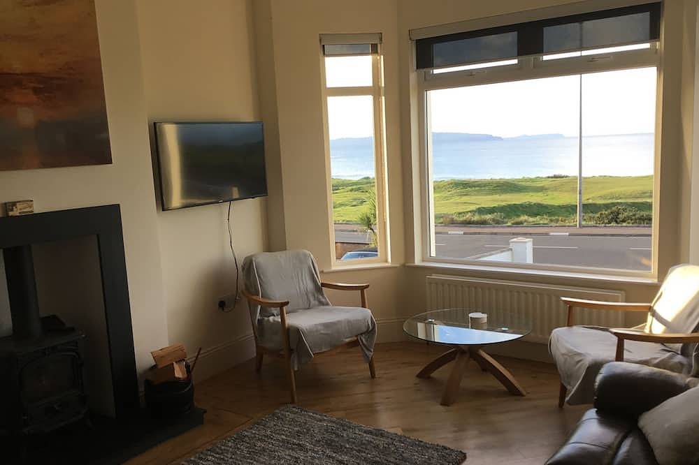 Erstaunliche Seeansichten. Zentrale Lage. Mit Blick auf Portstewart Old Course. in Portstewart, Grafschaft Londonderry