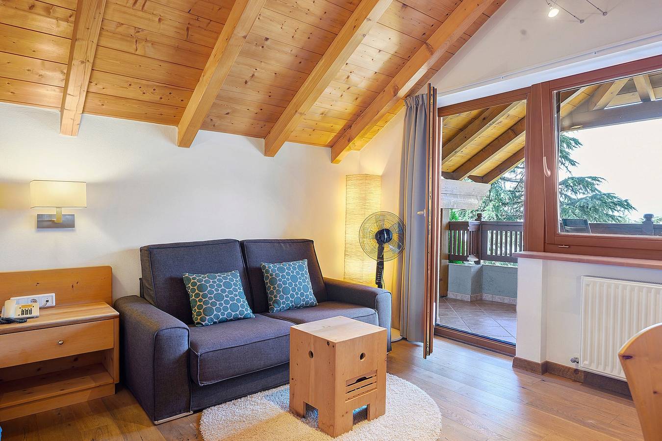 Zimmer 'Superior Doppelzimmer' mit Bergblick, Gemeinschaftsterrasse und Wlan in Dorf Tirol, Texelgruppe