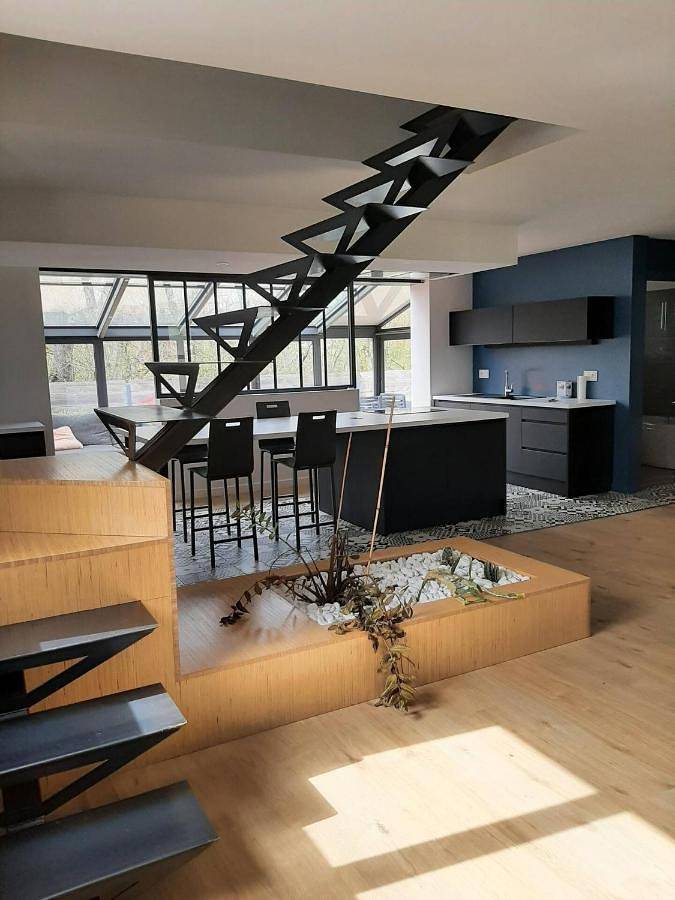 Chalet para 8 personas, con terraza además de jardín y piscina - 1