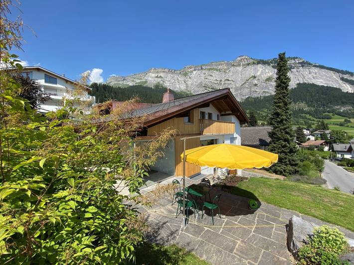 Ganze Ferienwohnung, El Cantun - 6-Zimmer Einfamilienhaus in Flims-Dorf, Flims