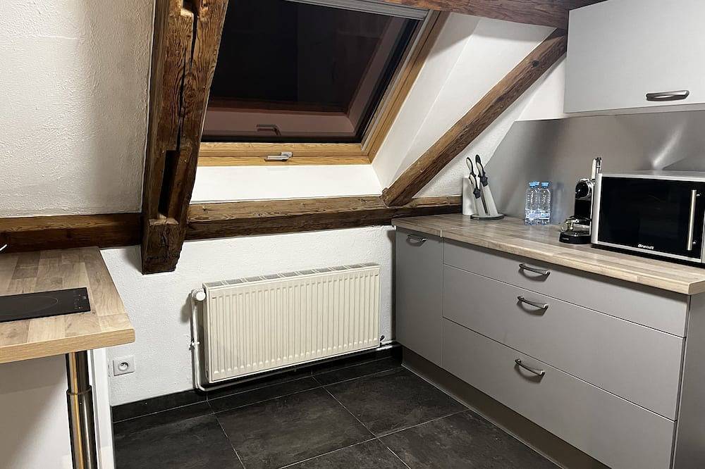 Apartamento entero, Appartement T3 Complètement Rénové à 15 min de Strasbourg Dans Maison Alsacienne in Fegersheim, Región de Estrasburgo