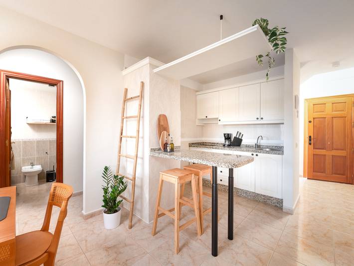 Apartamento entero, Apartamento luminoso en El Médano con terraza y aparcamiento, cerca de la playa in Playa El Salado (Granadilla de Abona), Granadilla de Abona