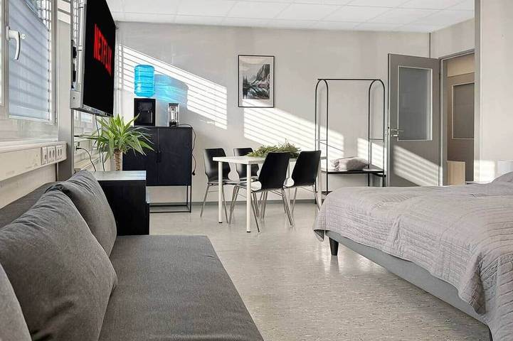 Ganze Wohnung, FlexiStay Nw2 – Ruhige Einheit für Gruppen in Nürtingen, Landkreis Esslingen