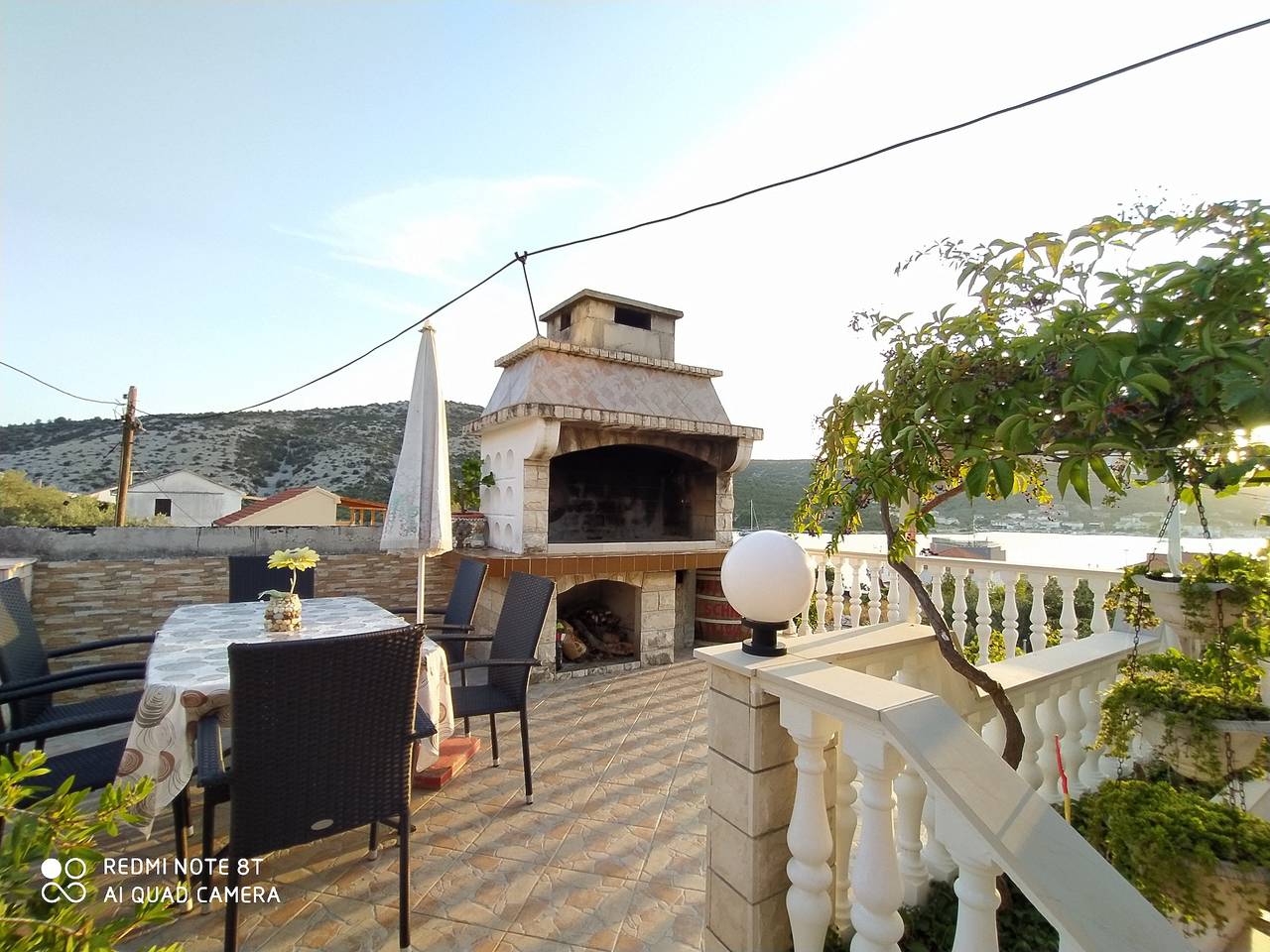 Ganze Wohnung, Romantische Wohnung mit Meerblick Vinišće, Dalmatien in Vinisce, Split-Dalmatien