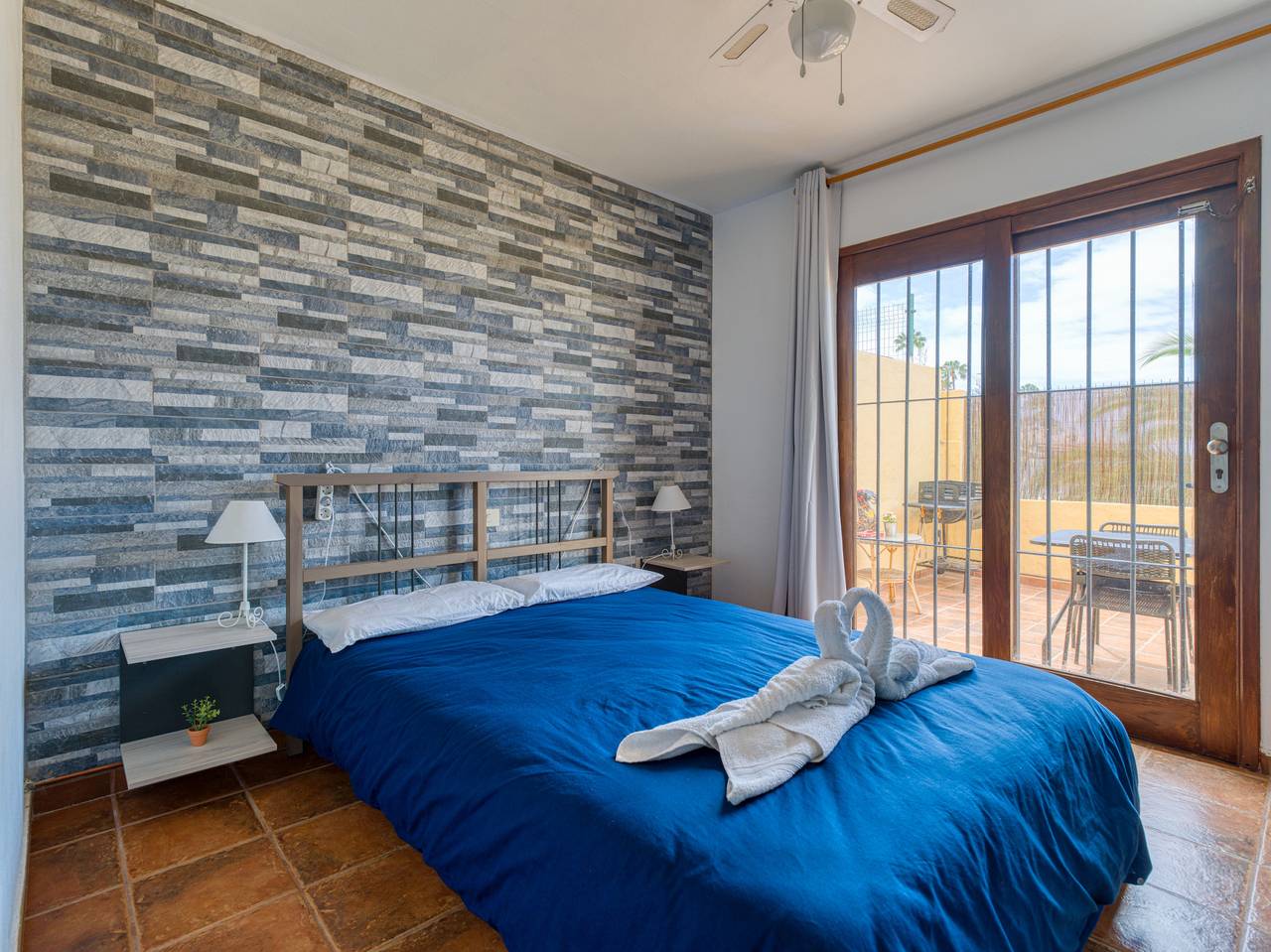 Hel leilighet, Ferieleilighet for 5 personer med jacuzzi in Playa de Amadores, Mogán