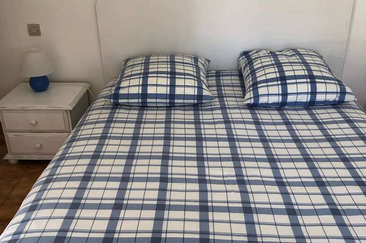 Location de vacances pour 2 personnes, avec terrasse et jardin à Ploubazlanec - 4