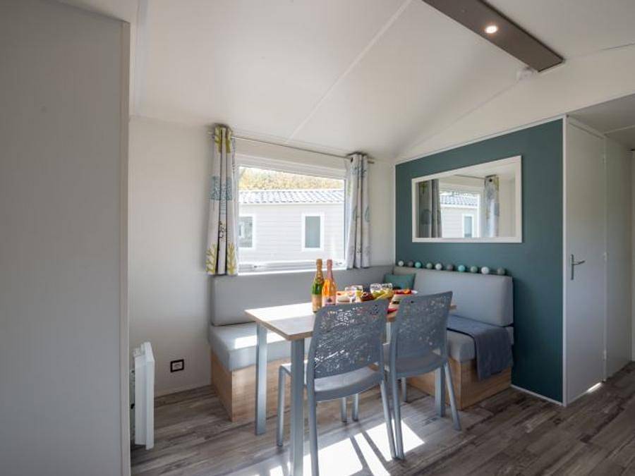 Camping Aux Rives du Soleil - Stacaravan 4 personen - Alize in Pont-de-Vaux, Bourg-en-Bresse en omgeving