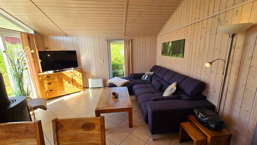 Ferienhaus für 4 Personen, mit Whirlpool und Sauna in Rechlin