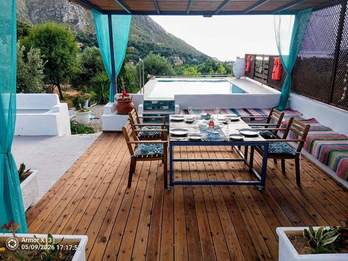 Gîte pour 4 personnes, avec piscine ainsi que jardin et vue, animaux acceptés dans Panormos - 3