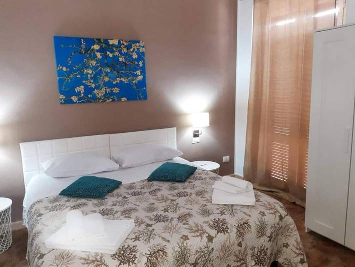 Gîte pour 4 personnes, avec balcon et vue, animaux acceptés à Taranto - 3