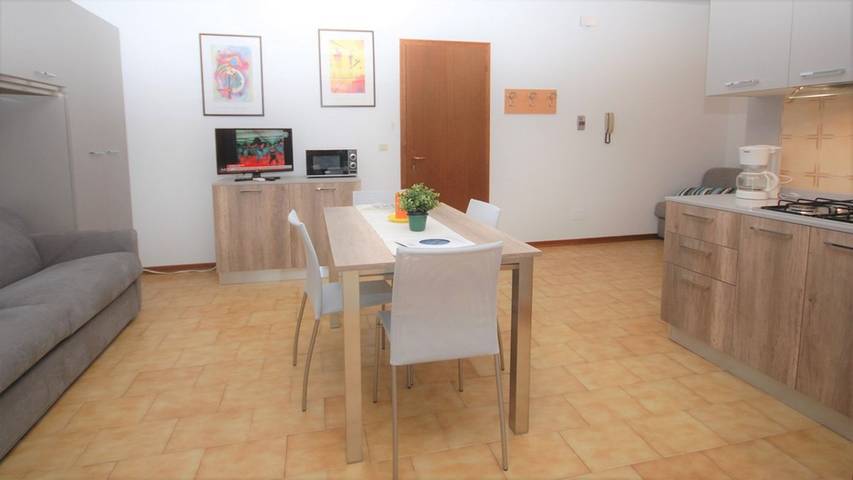 Studio für 3 Personen, mit Terrasse, mit Haustier in Lignano Pineta - 2