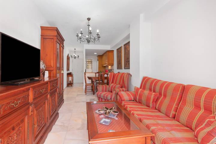 Gîte pour 4 personnes, avec Jardin à Lepe - 4