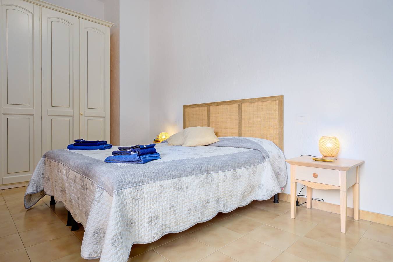 Ganze Wohnung, Ferienwohnung 'Casa Vacanze Cannigione' mit privater Terrasse, Wlan und Klimaanlage in Cannigione, Arzachena