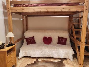 Chambre d’hôte pour 3 personnes, avec jardin et terrasse, adapté aux familles à Saint-Jean-d'Aulps